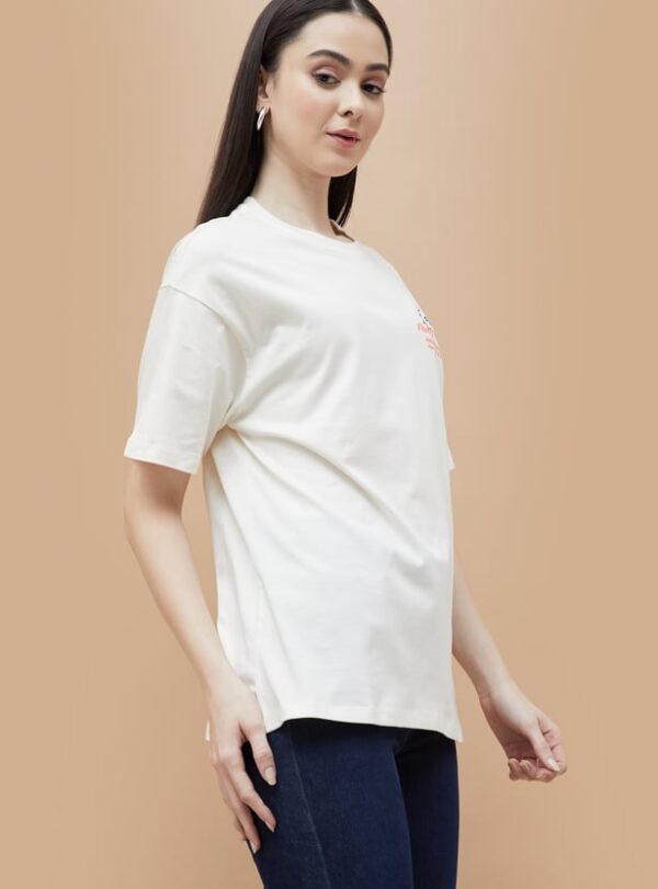 Back Print T-shirt - Image 3