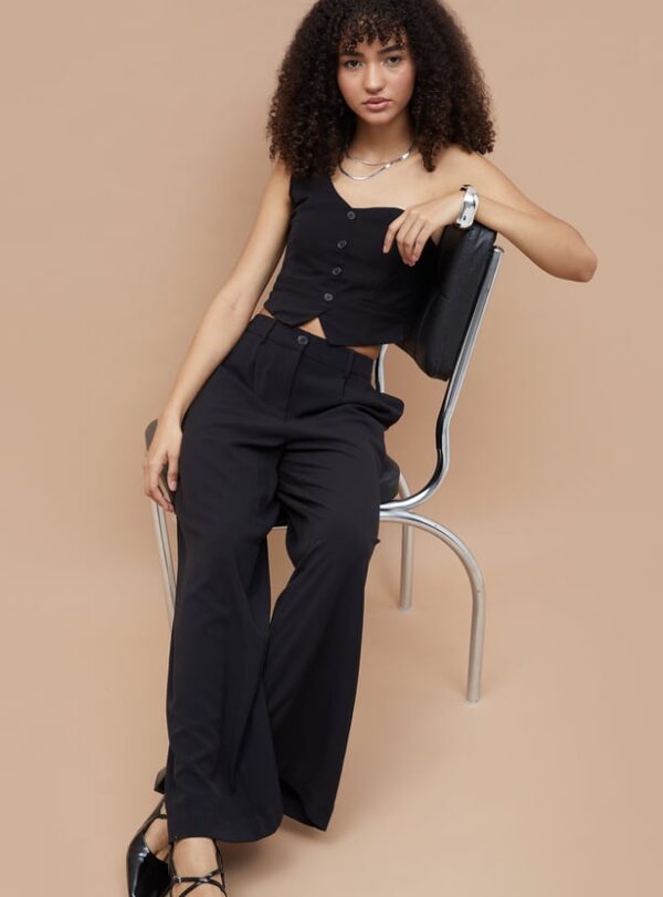 Solid One-Shoulder Crop Top - Image 5